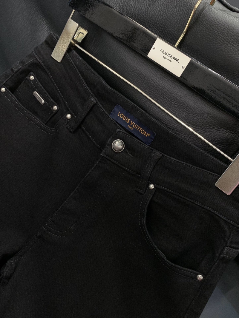l0vis Vvtt0n jeans